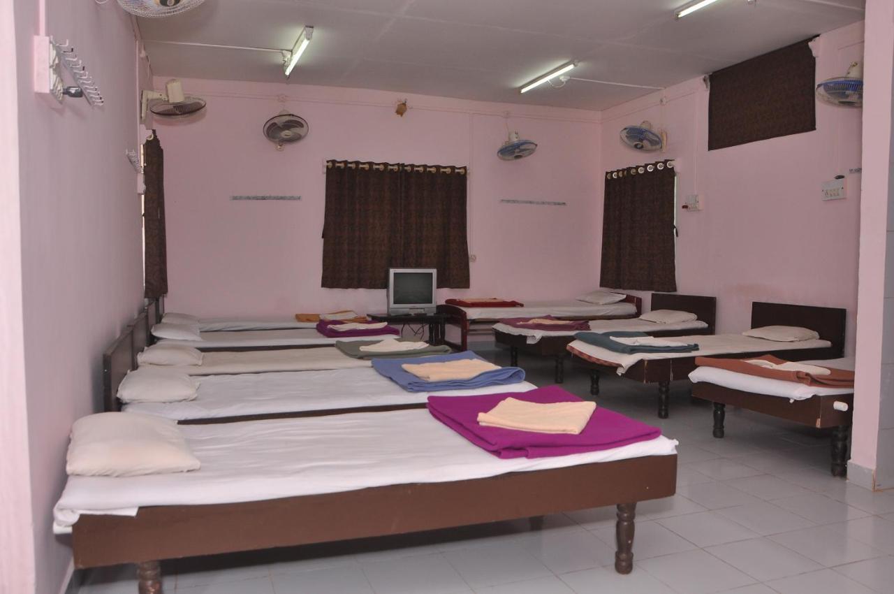 Koyna Lake Resort Koynanagar Bagian luar foto